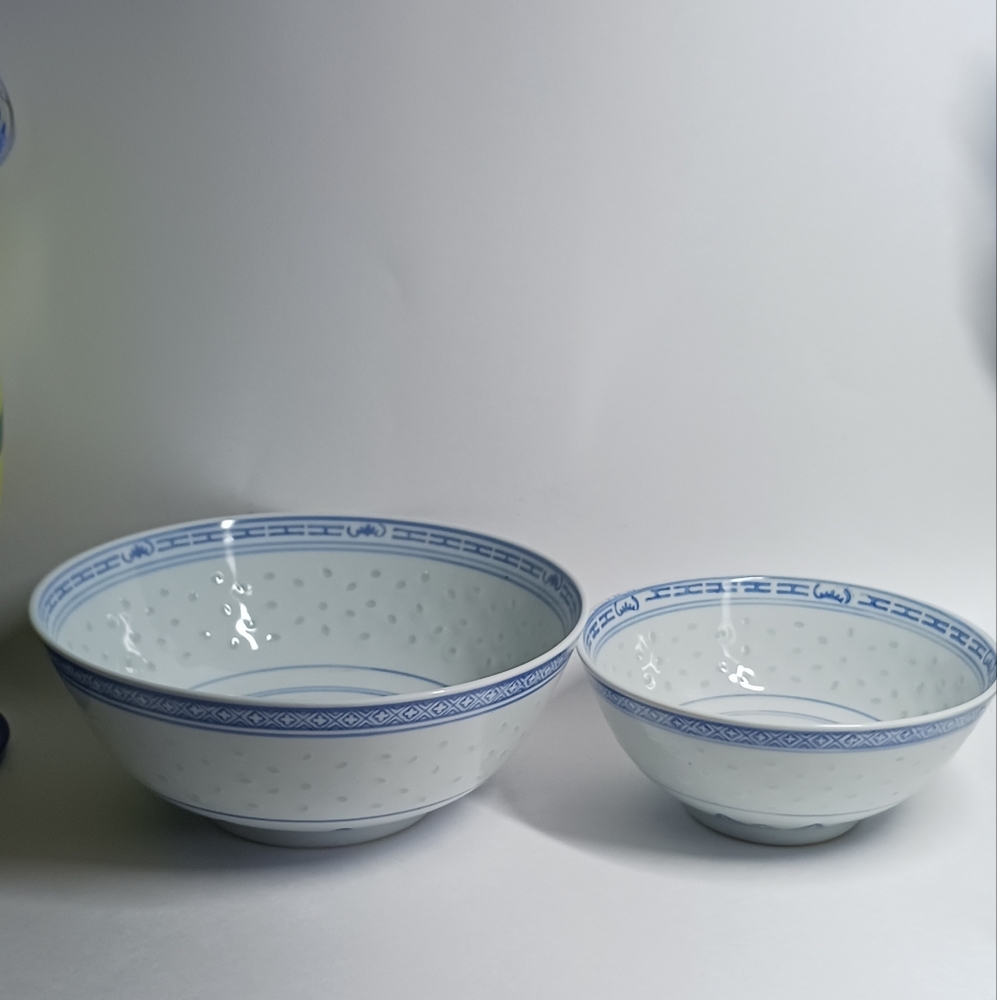 2 Vintage Rice Eyes Salad Bowls Dragon & Flower Pattern Blue & White